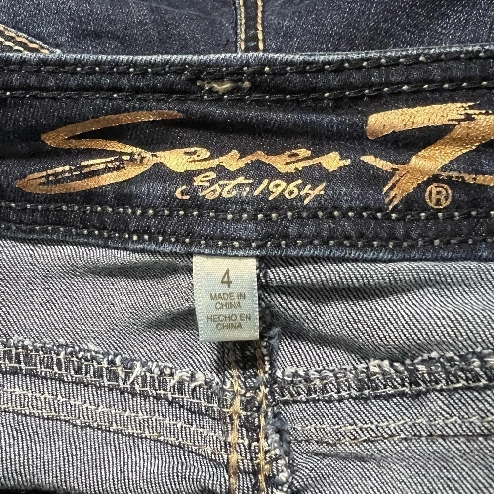 Seven7 Dark Denim Blue Jean Shorts Cotton Polyester Spandex Women Size 4
